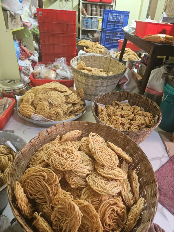 Minapa Chakralu (Thick/Thin, with butter)
